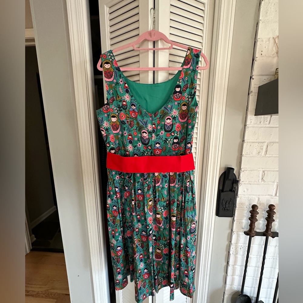 Lindy Bop Lana Russian nesting doll dress
Size 14